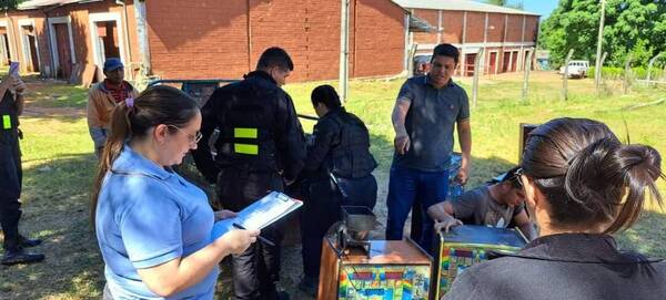 No tuvieron suerte: les cayeron encima para llevarse sus máquinas tragamonedas