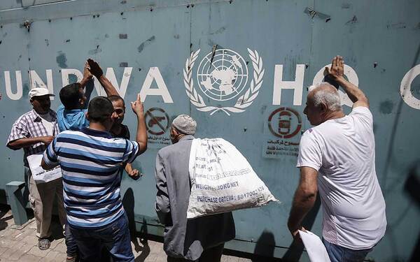 Crece el rechazo a la Agencia de la ONU para Refugiados en Palestina por su supuesta complicidad con Hamás | 1000 Noticias