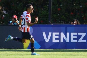 Albirroja sub 23 vence a Perú, lidera en solitario y acaricia la clasificación - La Tribuna