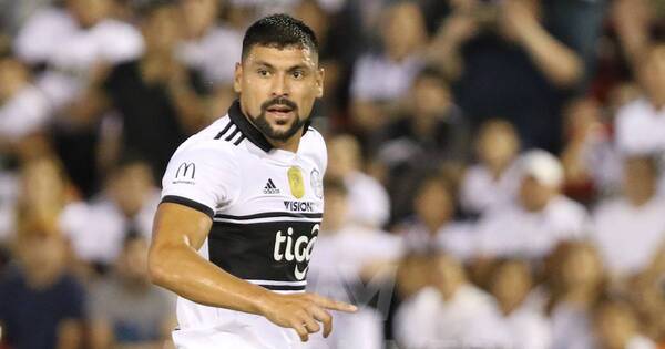 La Nación / Juan Patiño acordó y vuelve al Olimpia