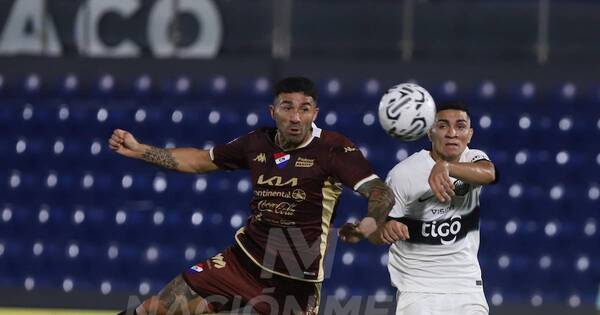 La Nación / Candente y friccionado empate
