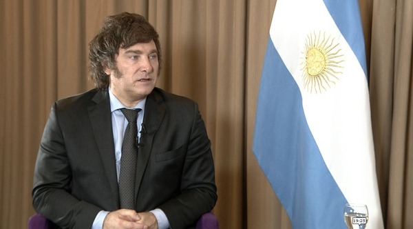 Javier Milei recibe primera renuncia de uno de sus ministros - ADN Digital