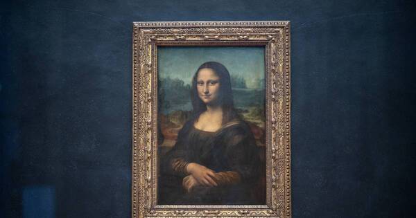 La Nación / Mona Lisa: activistas alimentarias arrojaron sopa al cuadro en el Museo del Louvre