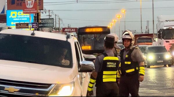 Reportan 54 multas aplicadas en primera semana de carril único en la Transchaco - .::Agencia IP::.
