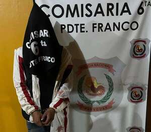 Golpeó a su concubina y a un policía en plena comisaría de Presidente Franco - ABC en el Este - ABC Color