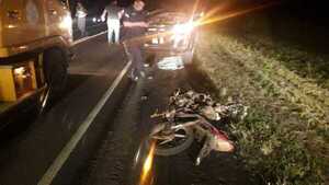 Accidente fatal: Motociclista fallece tras violento impacto contra camioneta en Misiones