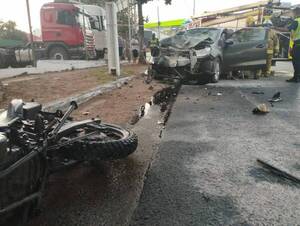 Motoca ñandereja en terrible accidente rutero