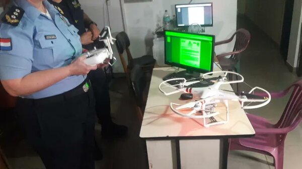 Capiatá: Policía presentó el dron "Halcón 8" como herramienta para patrullar las calles - Unicanal