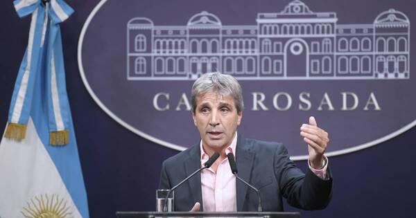La Nación / Ministerio de Economía argentino absorberá al de Infraestructura tras la dimisión de su titular