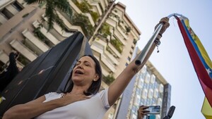 Gobierno de Peña aboga por elecciones libres tras inhabilitación de candidata en Venezuela