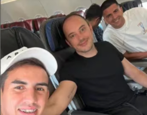 (VIDEO). El DT de Athletico Paranaense contó algo curioso sobre peloteros paraguayos
