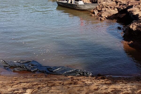 Hallan cuerpo de niña en aguas del Paraná