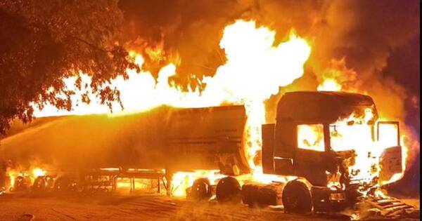 La Nación / Camión de combustible se incendió en Puerto Falcón