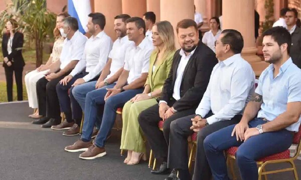 Gobierno presenta proyecto de hambre cero en escuelas ante “fracaso” del Fonacide – Prensa 5