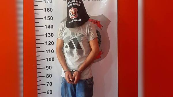 DETENIDO TRAS GOLPEAR Y AMENAZAR DE MUERTE A SU PAREJA - La Voz del Norte