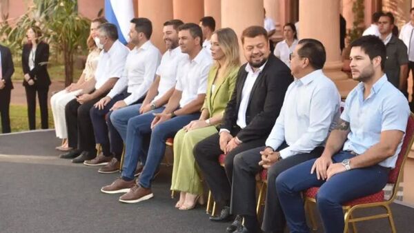Gobierno presenta proyecto de hambre cero en escuelas ante “fracaso” del Fonacide