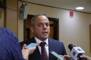 Contralor pide más dinero para supervisar provisión de almuerzo escolar - Política - ABC Color