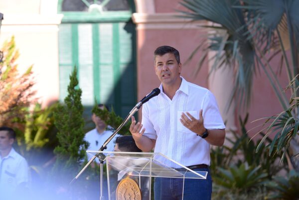 Hambre cero en escuelas y sistema educativo ya fue presentado y constituye el proyecto más ambicioso de Peña