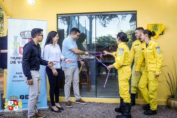 Inauguraron cocina comedor para bomberos