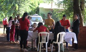 Brindan asistencias en barrios de Santa Rita