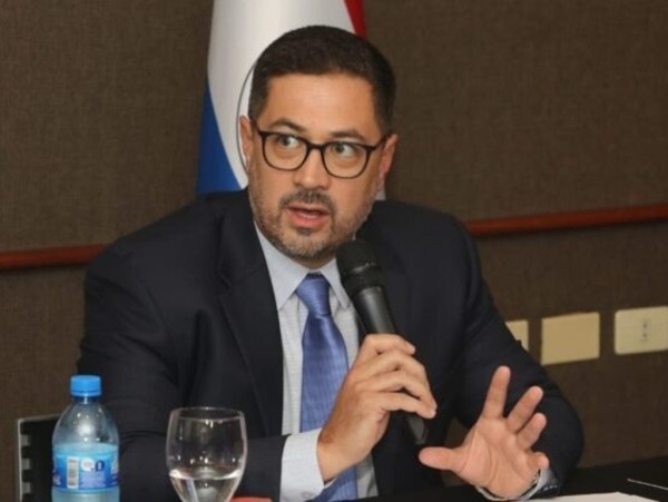 Abogado asegura que no hay delito de nepotismo por parte de Alliana y Latorre - Portal Digital Cáritas Universidad Católica