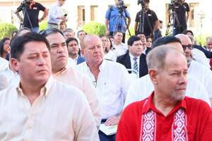 Gobernador de Itapúa se une a la lucha contra el hambre en las escuelas