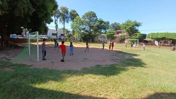 Realizan colonias de vacaciones en escuelas publicas para niños y adolescentes - Nacionales - ABC Color