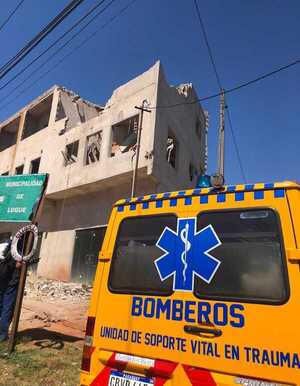 Derrumbe en edificio: Trabajadores afectados se encuentran estables - Unicanal