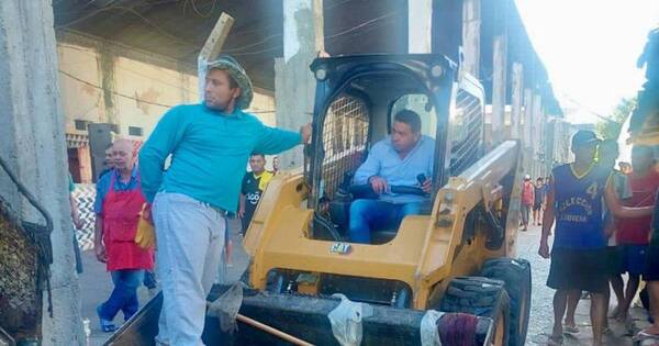 Diario HOY | Limpian Tacumbú tras escombros dejados por el operativo Veneratio