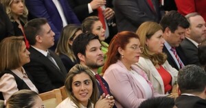 El marido de Lilian Samaniego y el primo de Walter Gutiérrez aparecen entre los funcionarios con privilegios de la Cancillería