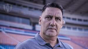 Fútbol femenino: Gustavo Sotelo asume la dirección azulgrana