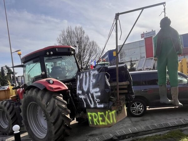Agricultores en protesta inician el asedio a París