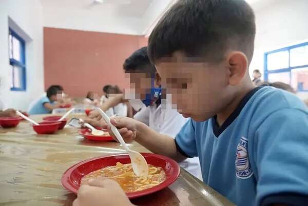 AUDIO: Proyecto “Hambre cero”: “Se quiere tocar fondos que ya están destinados a otras cosas”, aseguran desde Fenaes - Ancho Perfil - ABC Color