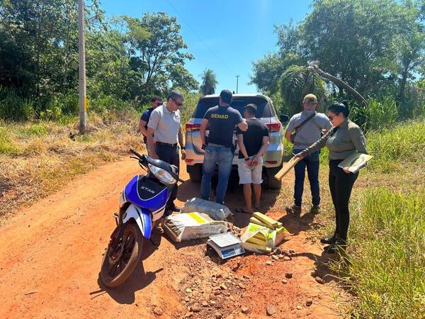 Detienen a "delivery" de marihuana en Concepción - trece