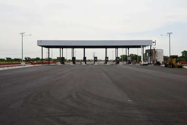 MOPC sigue sin definir la tarifa del peaje en el puente a Chaco’i - Economía - ABC Color