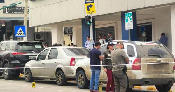 Diario HOY | Atacan a tiros oficinas de la fiscalía en Ecuador sin dejar víctimas
