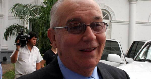 La Nación / Óscar Bajac, víctima de un esquema de fraudes