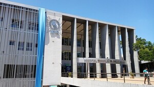 Sin guardias, impera la ley del más fuerte en el Hospital de IPS de CDE