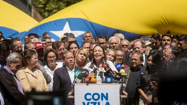 EEUU intima a Venezuela a que cumpla acuerdos con la oposición