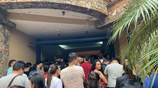 IPS: tras detenciones y ratificación de prisión por “venta” de cargos, anuncian “sorpresas” para esta semana - Nacionales - ABC Color