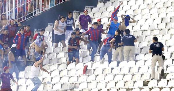 Diario HOY | Sancionar a las personas y no a las barras y banderas, pide comisario