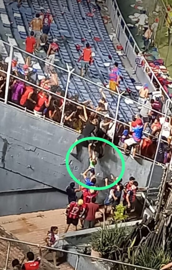 Sin sanciones individuales, los violentos no desaparecerán de los estadios | 1000 Noticias