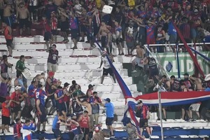 Delincuentes disfrazados de hinchas - Portal Digital Cáritas Universidad Católica