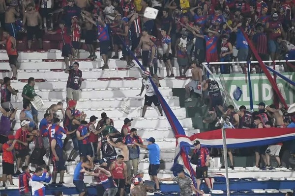Delincuentes disfrazados de hinchas - Portal Digital Cáritas Universidad Católica