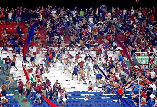 Enfrentamientos entre hinchas de Cerro Porteño: fiscalía inicia investigación - La Tribuna