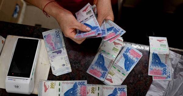 La Nación / FMI pronostica recesión en Argentina