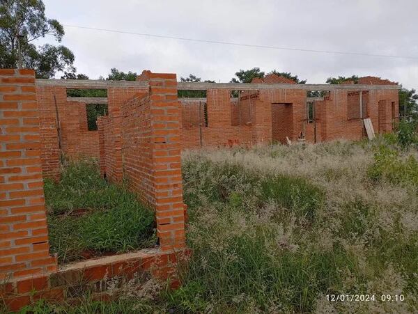 Alumnos de escuela de Yuty volverán a clases bajo árboles - Nacionales - ABC Color