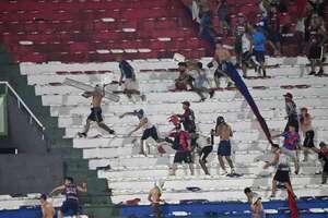 Asociación Paraguaya de Fútbol condena violencia en las canchas - Nacionales - ABC Color
