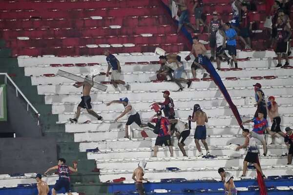 Asociación Paraguaya de Fútbol condena violencia en las canchas - Nacionales - ABC Color