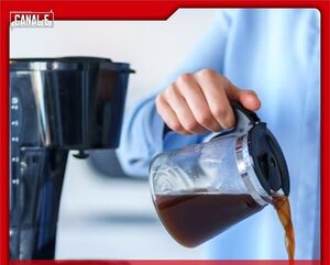 JEFA DE CAFETERÍA DE DIPUTADOS COBRA MÁS DE G. 10 MILLONES